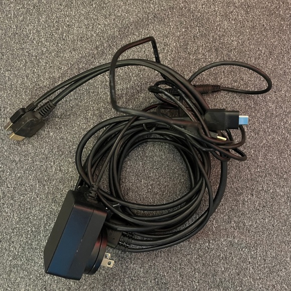 Gaomon PD1161 Drawing/animation pad. (Pad, cords, pen, pen stand,drawing sleeve) - Picture 3 of 8